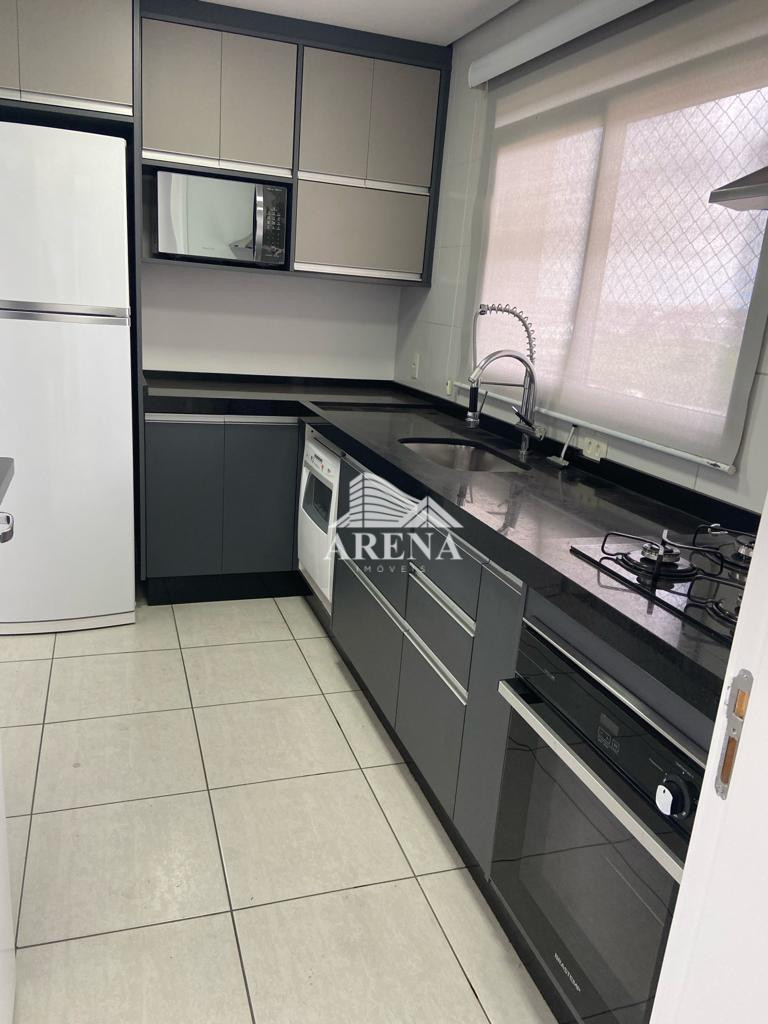 Homero Thon - Lindo Apto 3 suítes com 107m².