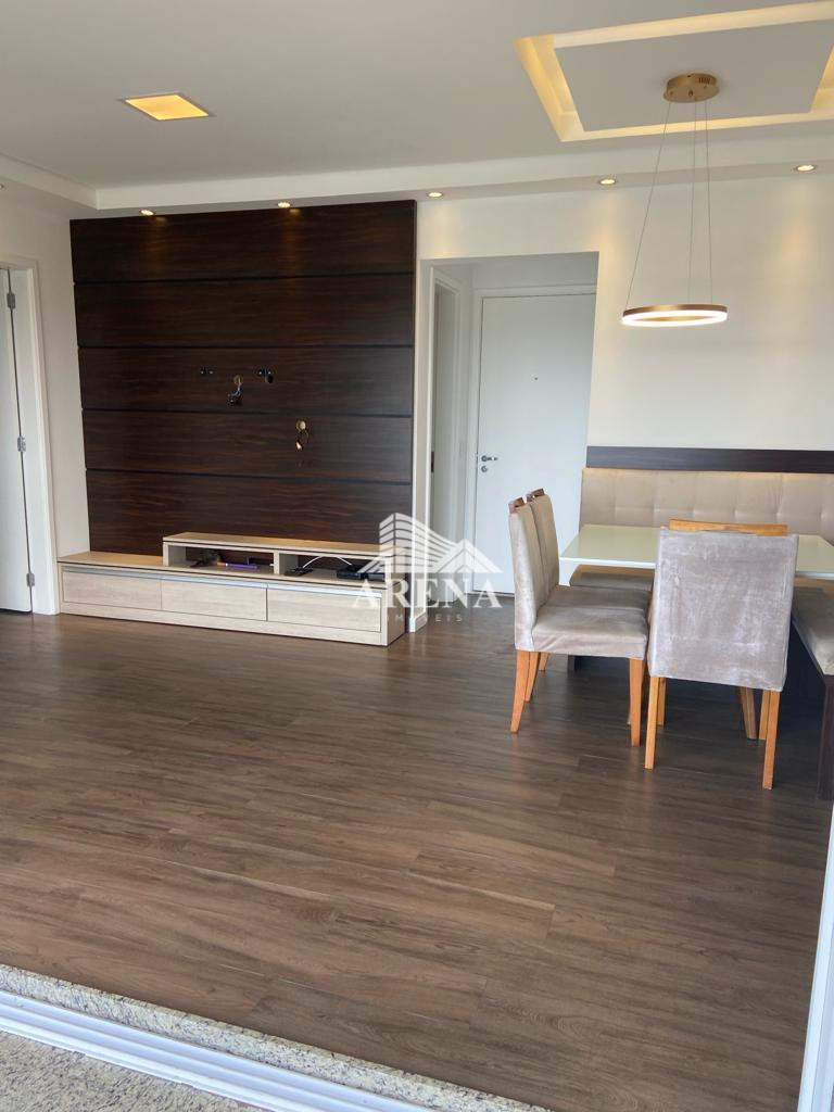 Homero Thon - Lindo Apto 3 suítes com 107m².