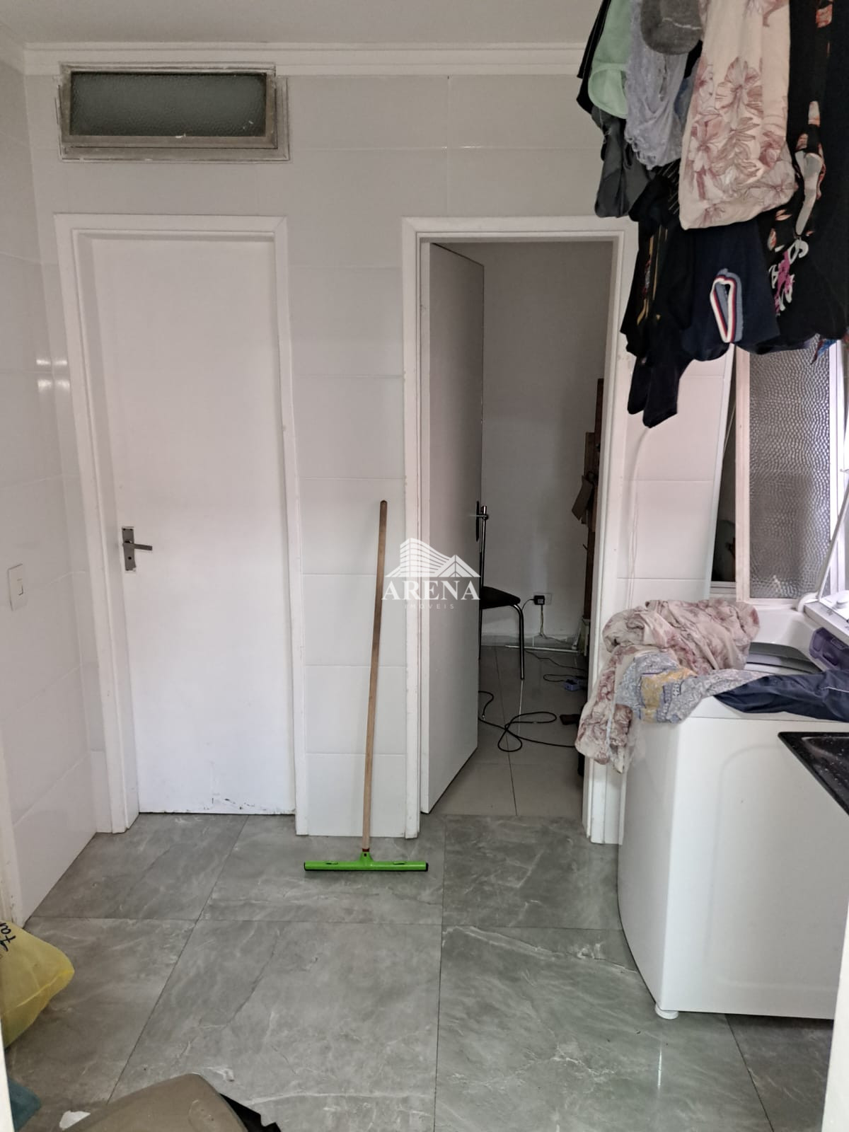 Vila Bastos - Apto Espaçoso e Reformado - 3 dorms 2 garagens.