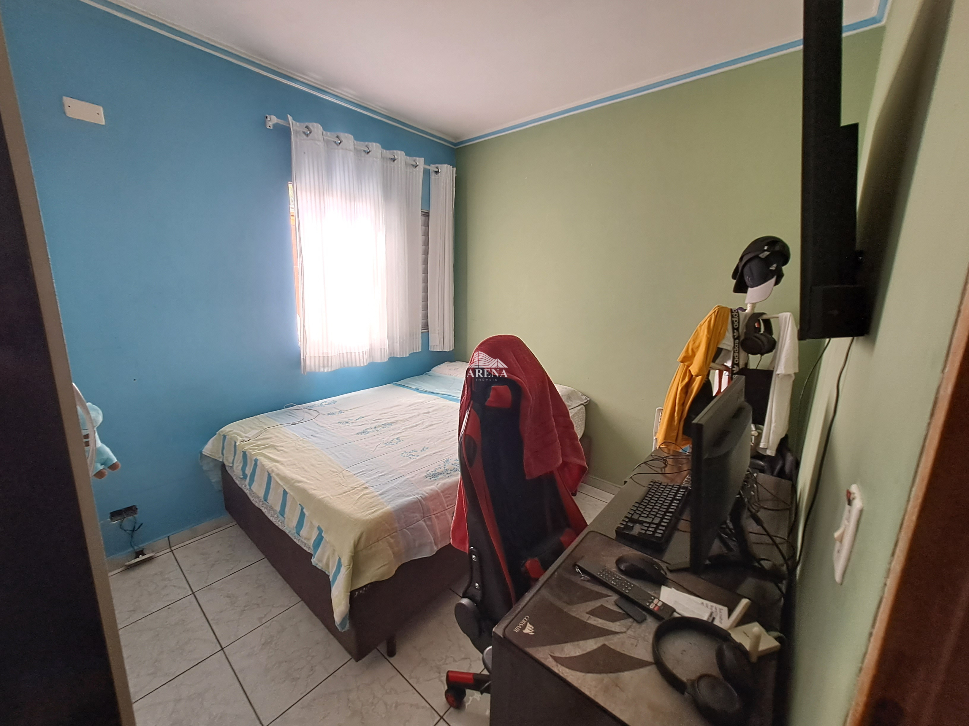 Sobrado com 3 dormitórios a venda no bairro de Vila Santa Isabel, SP, com área de 120 metros quadrados