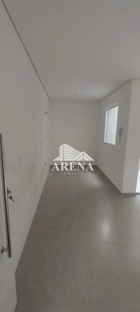 Apto sem condominio Vila Alice.