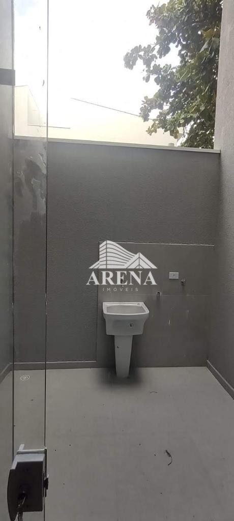 Apto sem condominio Vila Alice.