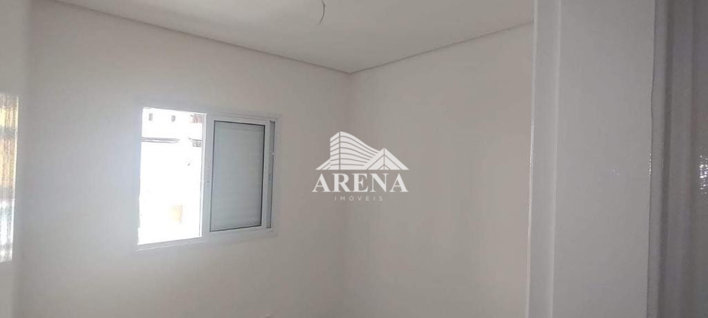 Apto sem condominio Vila Alice.