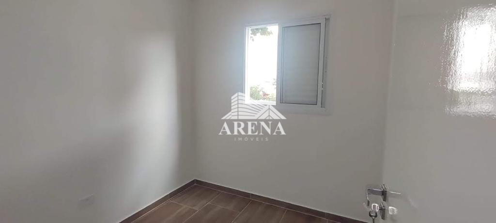 Apto sem condominio Vila Alice.