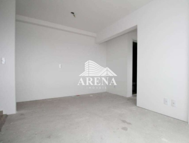 Apto  Vila Palmares com 2 dormitórios por  R$260.000