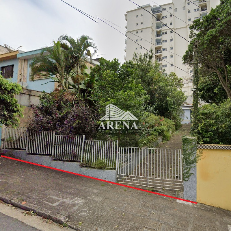 Terreno no melhor do bairro Campestre (com casa antiga com 2  dorm. e edícula)