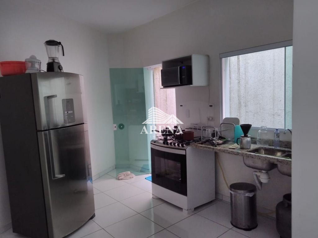 Sobrado de esquina com 3 suites ,sala, copa, cozinha, lavabo ,lavanderia , garagem para 4 carros gra