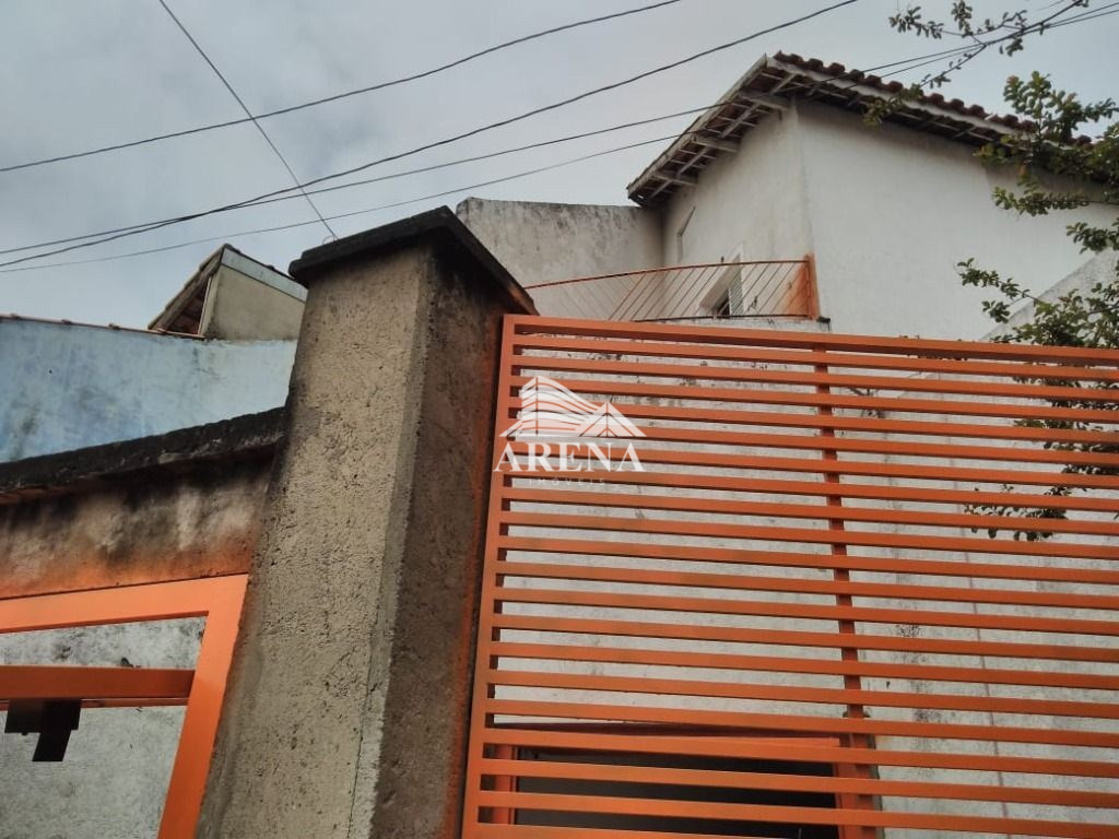 Sobrado de esquina com 3 suites ,sala, copa, cozinha, lavabo ,lavanderia , garagem para 4 carros gra