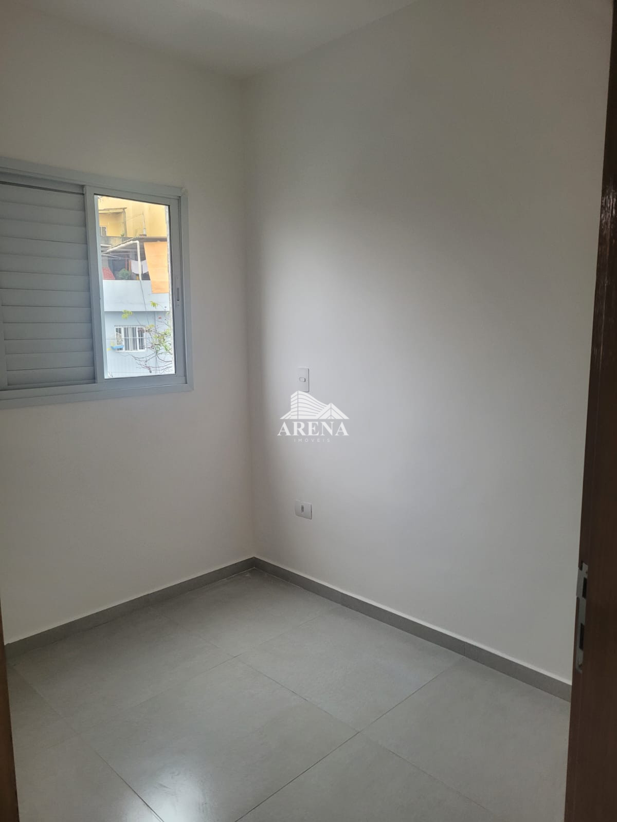 Oportunidade: Cobertura baixo condomínio  com 2 dormitórios no Jardim Cristiane.
