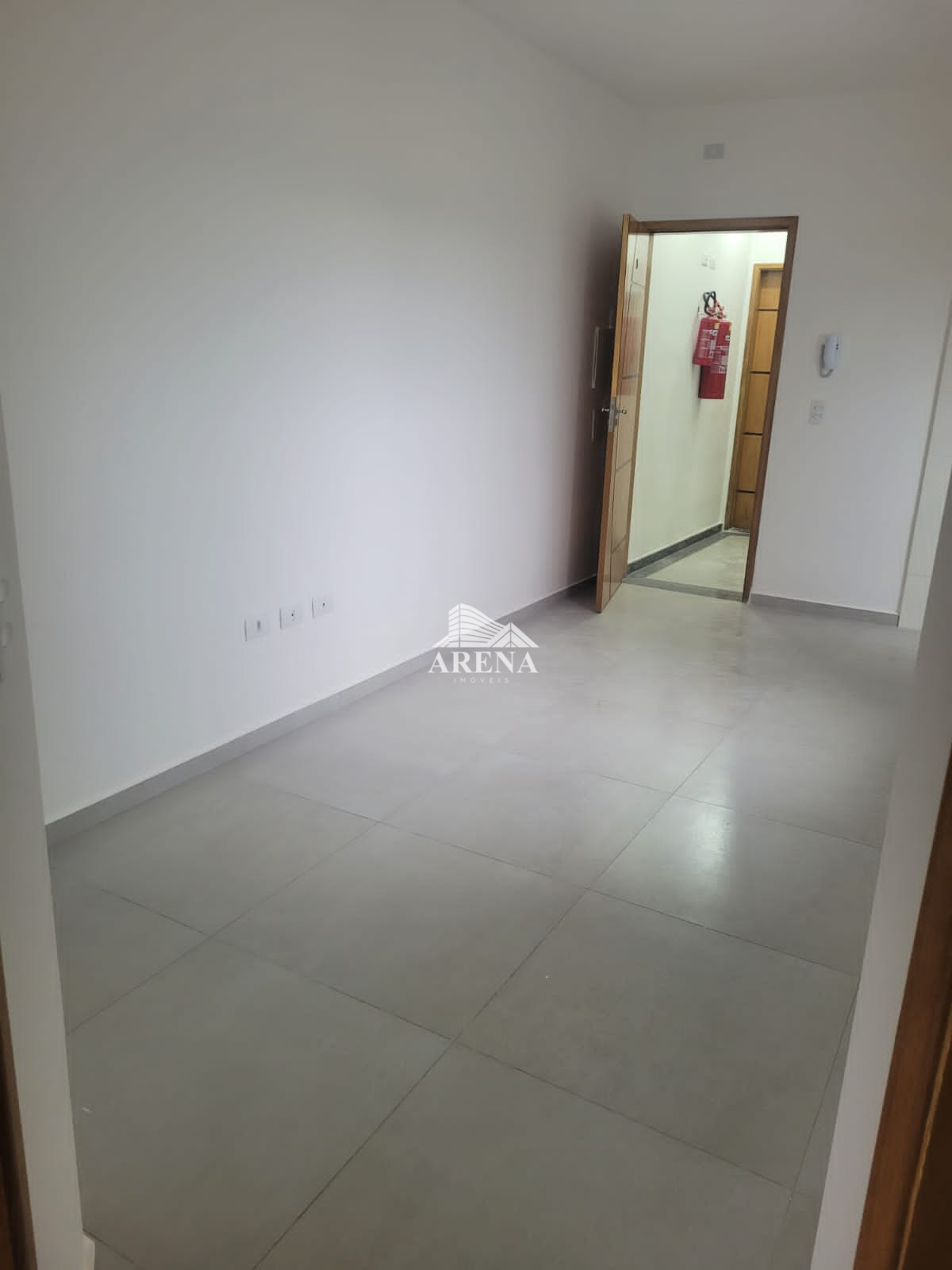 Oportunidade: Cobertura baixo condomínio  com 2 dormitórios no Jardim Cristiane.