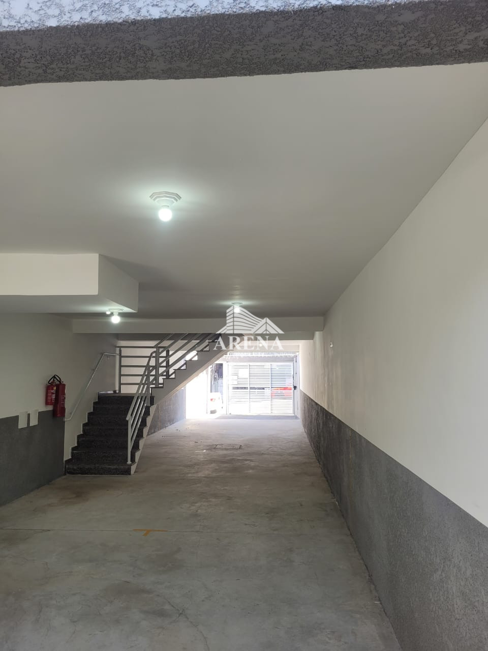 Oportunidade: Cobertura baixo condomínio  com 2 dormitórios no Jardim Cristiane.