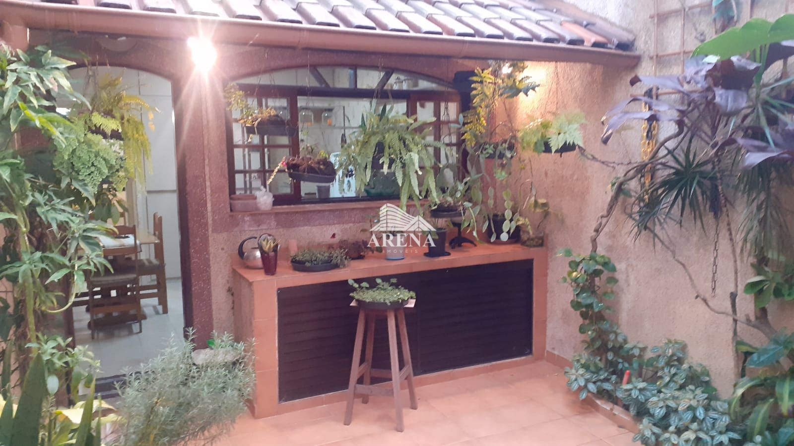 PAULICEIA - SOBRADO - 128m² A.C. - 2 DORMT - ÓTIMO PADRÃO - LOCAL TOP