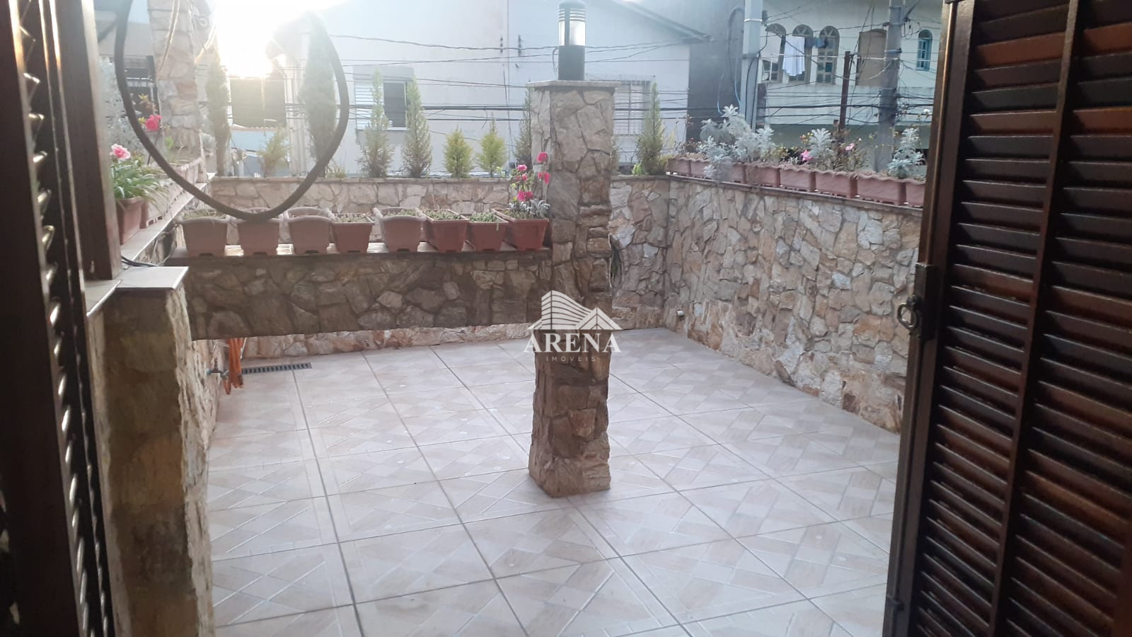 PAULICEIA - SOBRADO - 128m² A.C. - 2 DORMT - ÓTIMO PADRÃO - LOCAL TOP