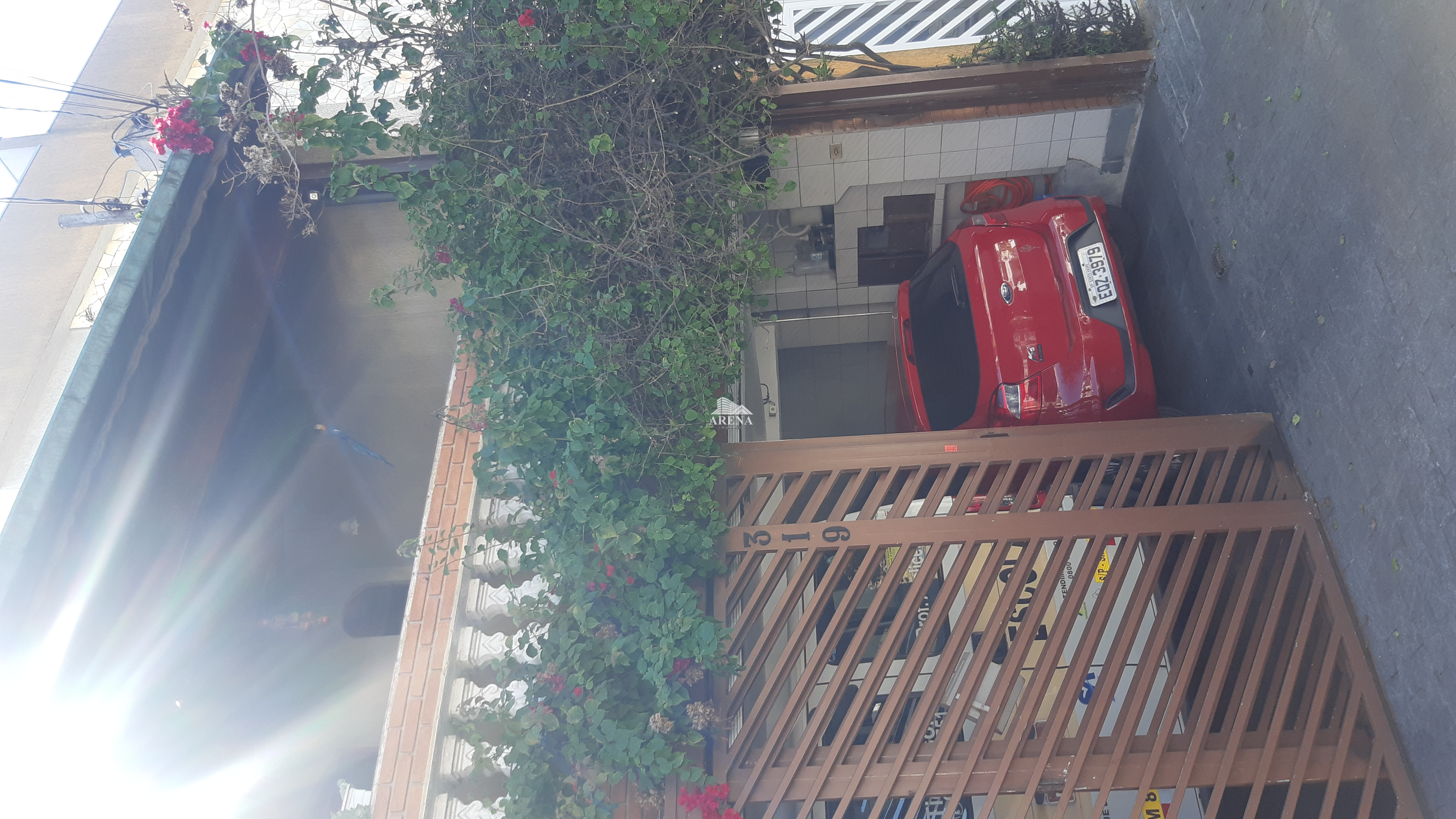 SOBRADO COM 240 ÁREA CONSTRUÍDA EM PQ NOVO ORATÓRIO - SANTO ANDRÉ