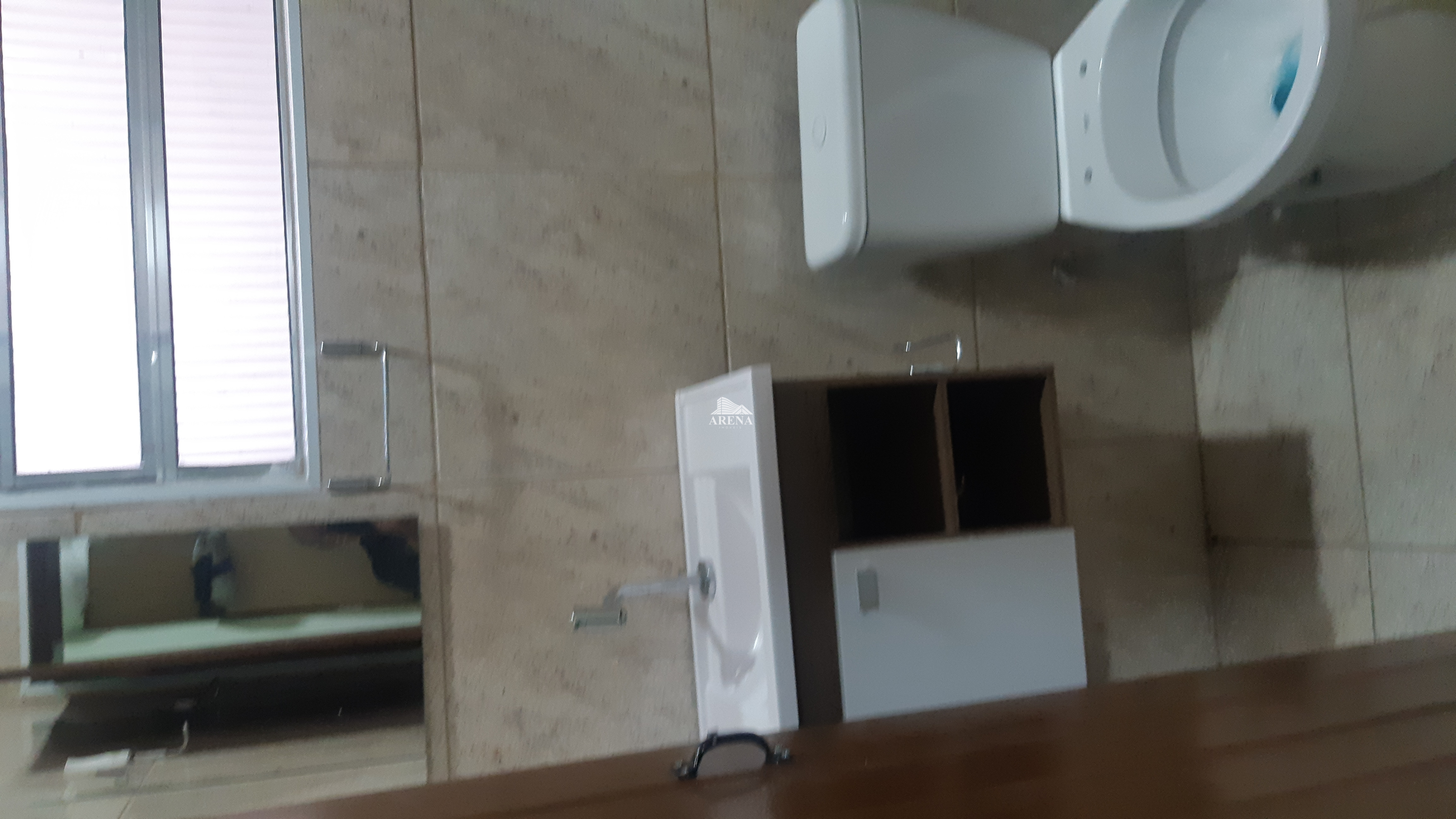 SOBRADO COM 240 ÁREA CONSTRUÍDA EM PQ NOVO ORATÓRIO - SANTO ANDRÉ