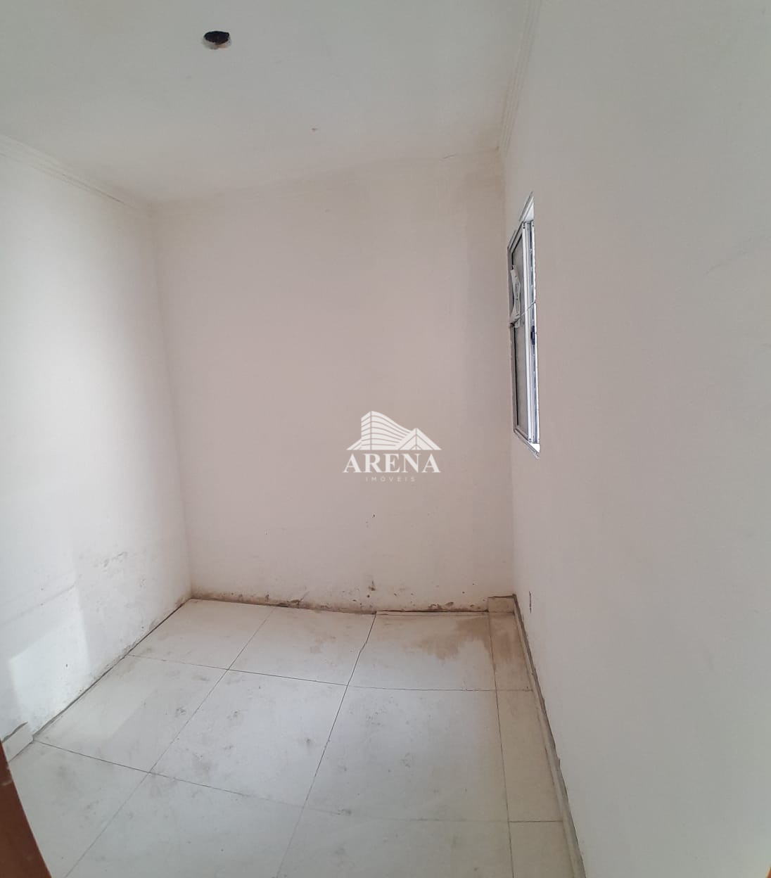 Cobertura baixo condominio.