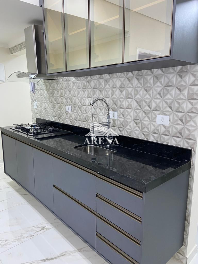 COBERTURA  S/C MOBILIADA  COM 3 DORMITÓRIOS (1 SUÍTE, 2 CLOSET) Jacuzzi na cob.