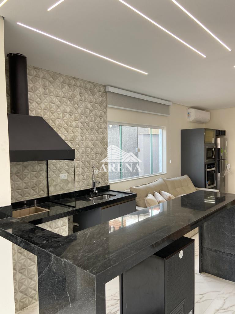 COBERTURA  S/C MOBILIADA  COM 3 DORMITÓRIOS (1 SUÍTE, 2 CLOSET) Jacuzzi na cob.