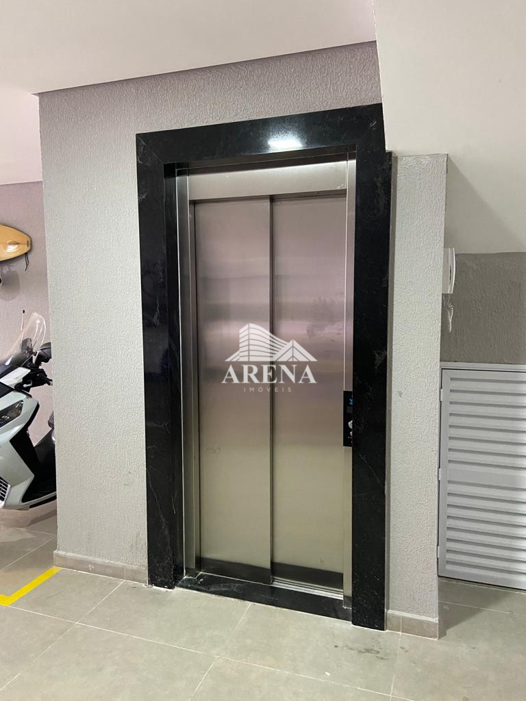 COBERTURA  S/C MOBILIADA  COM 3 DORMITÓRIOS (1 SUÍTE, 2 CLOSET) Jacuzzi na cob.