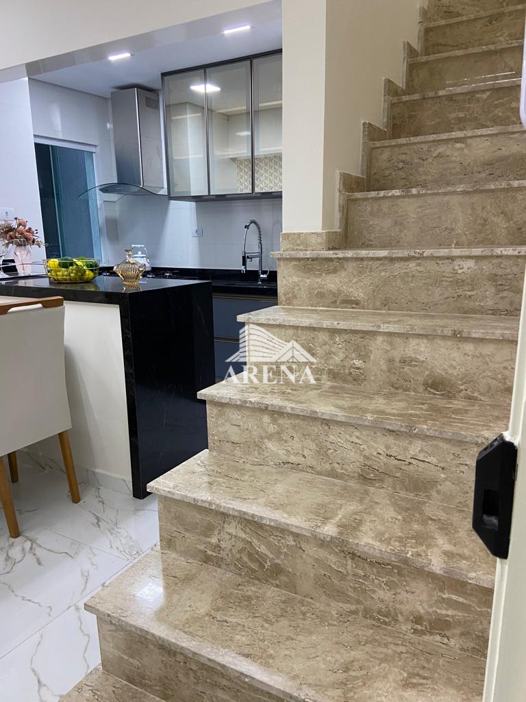 COBERTURA  S/C MOBILIADA  COM 3 DORMITÓRIOS (1 SUÍTE, 2 CLOSET) Jacuzzi na cob.