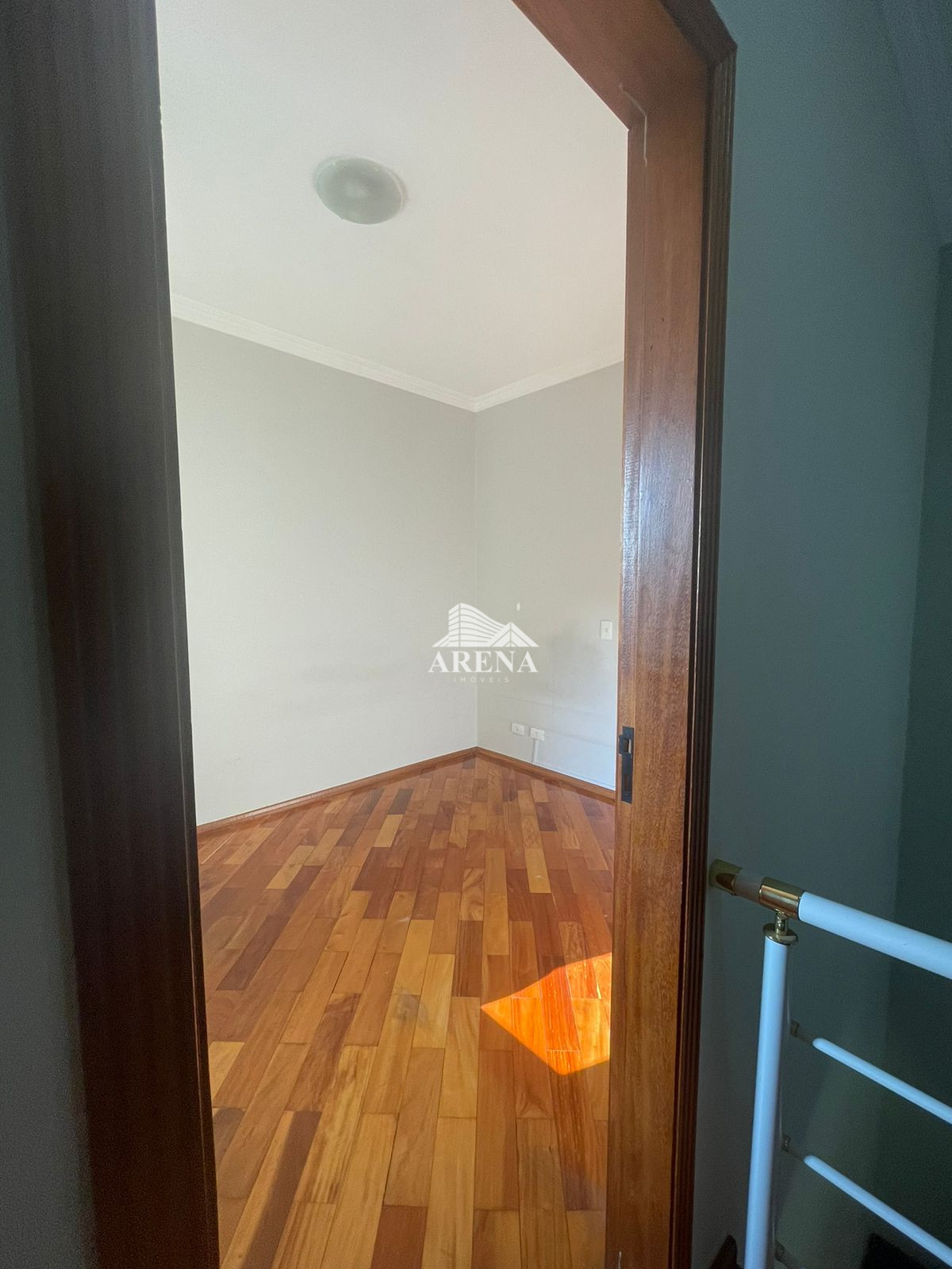 Sobrado em Condomínio