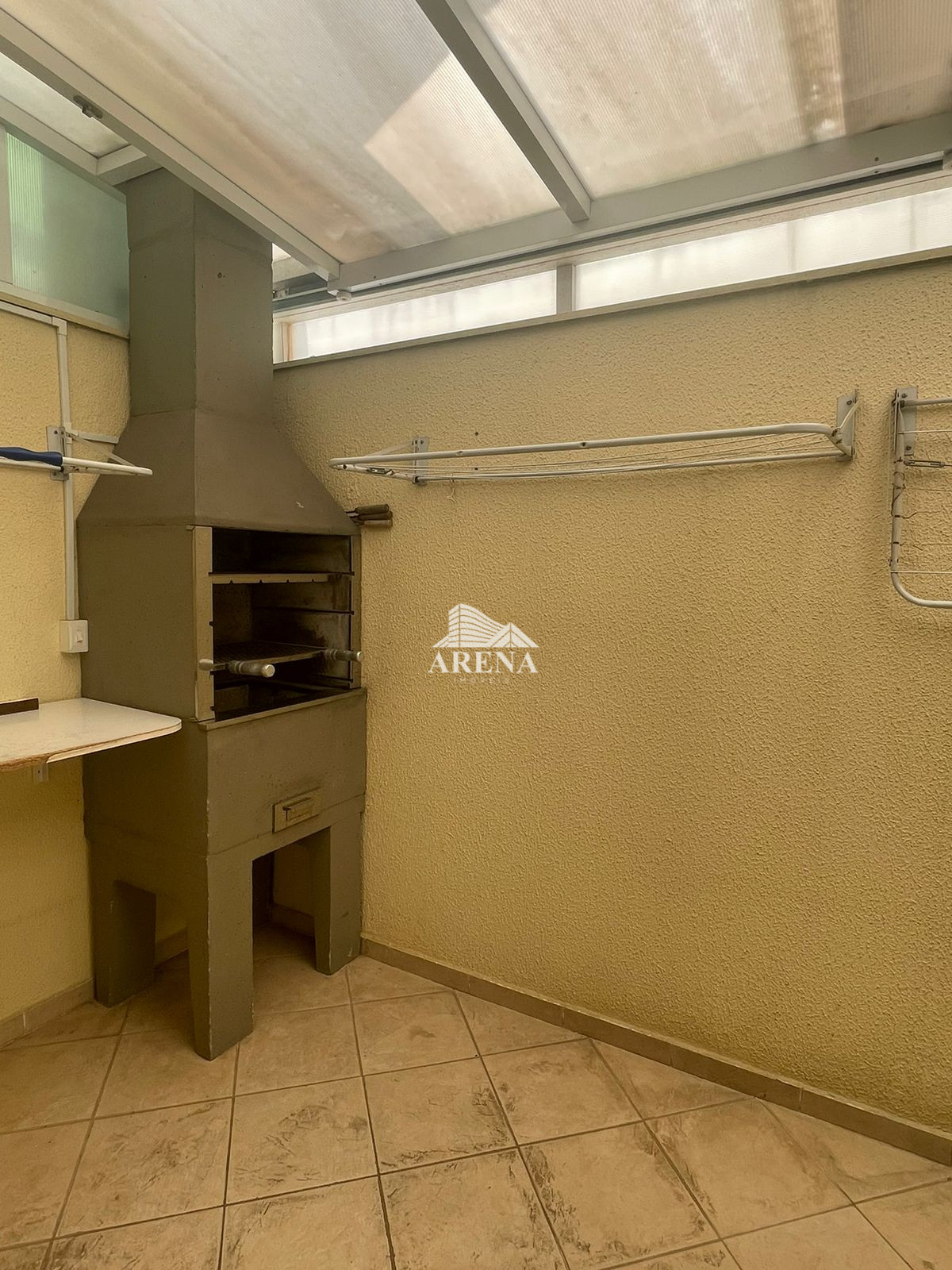 Sobrado em Condomínio